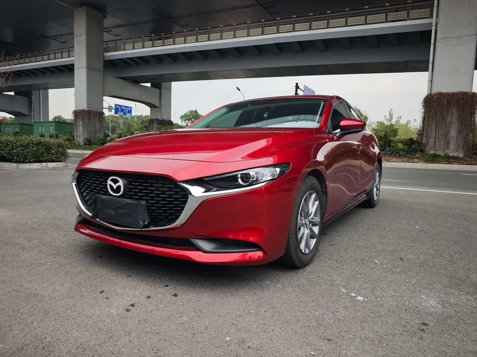 Mazda Axela 2.0L Automatic Quality Edition 2023 — фото 1, купить с доставкой в Москву
