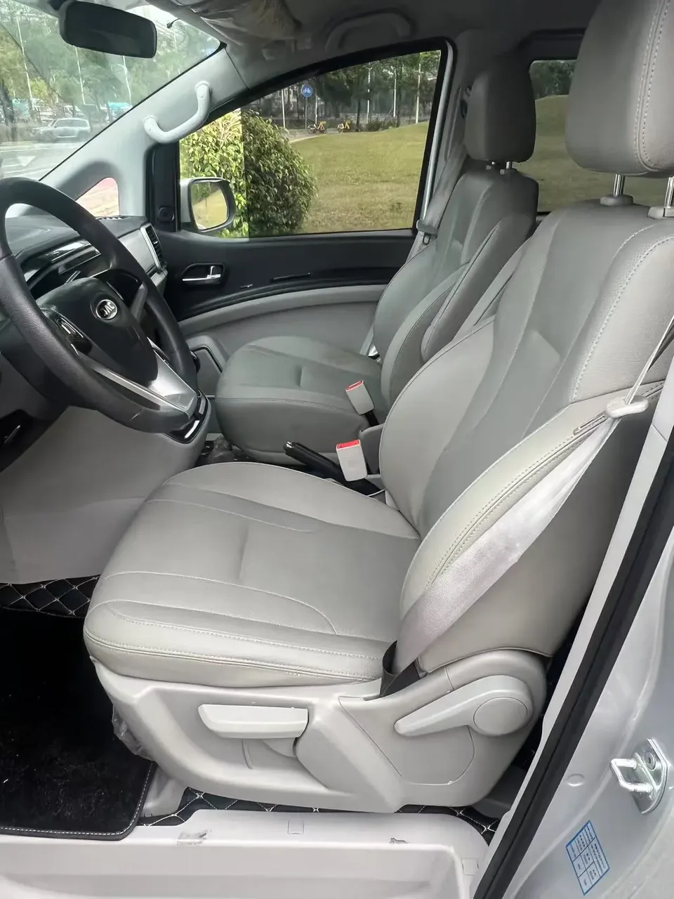 JAC Ruifeng M4 Ruifeng M4 2022 2.0CTI Diesel Manual Jinrui Type 2023 — thumbnail 2