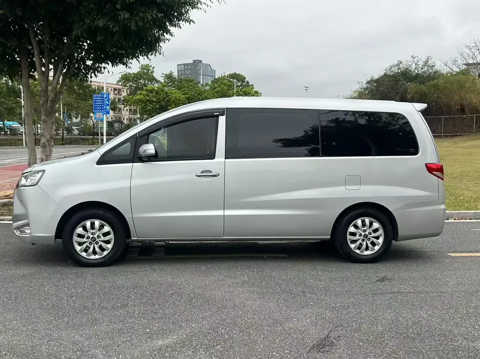 JAC Ruifeng M4 Ruifeng M4 2022 2.0CTI Diesel Manual Jinrui Type 2023 — thumbnail 3