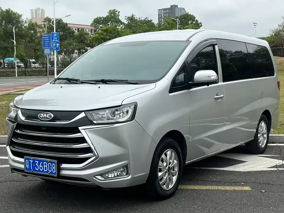 JAC Ruifeng M4 Ruifeng M4 2022 2.0CTI Diesel Manual Jinrui Type 2023 — photo 1, buy with delivery to Moscow