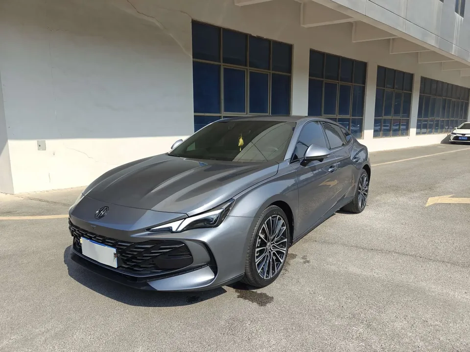 MG 7 MG7 2023 2.0T Automatic Beauty Hunter Premium Edition 2023 — фото 1, купить с доставкой в Москву
