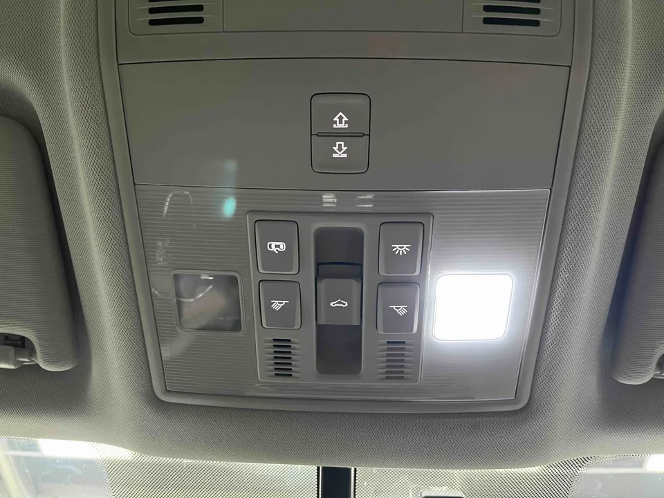 Skoda Karoq Karoq 2025 TSI280 Luxury Edition 2025 — миниатюра 4