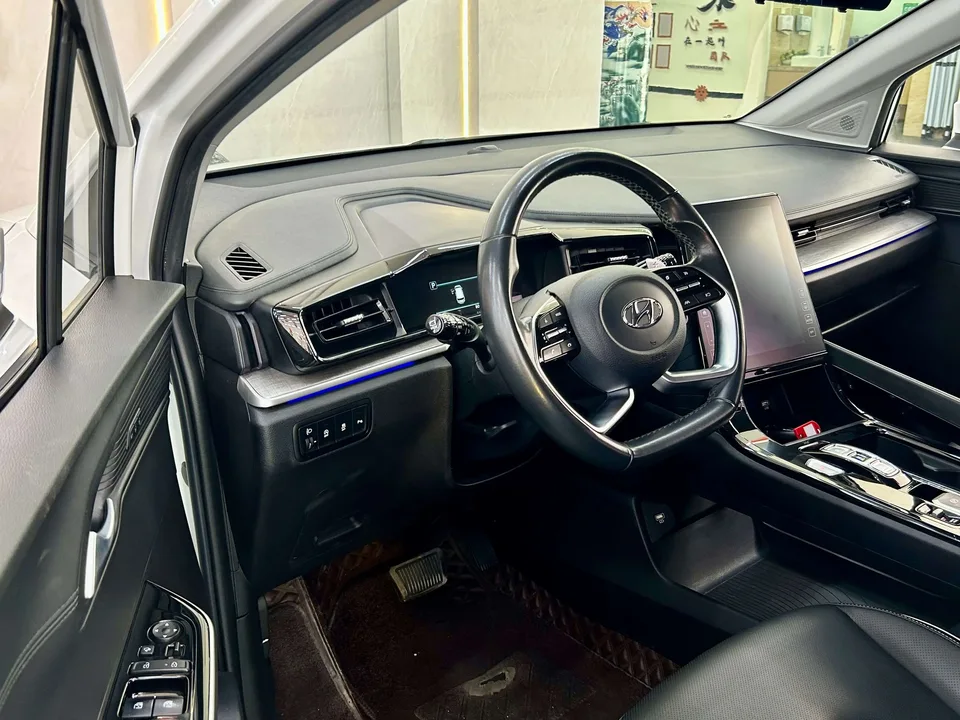Hyundai Kustu 380TGDi LUX Premium 2023 — миниатюра 3