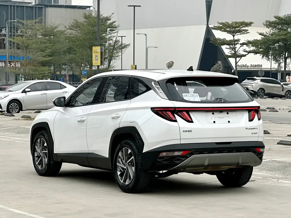 Hyundai tucson l Tucson L 1.5T GLX two-wheel drive elite version 2023 — миниатюра 2