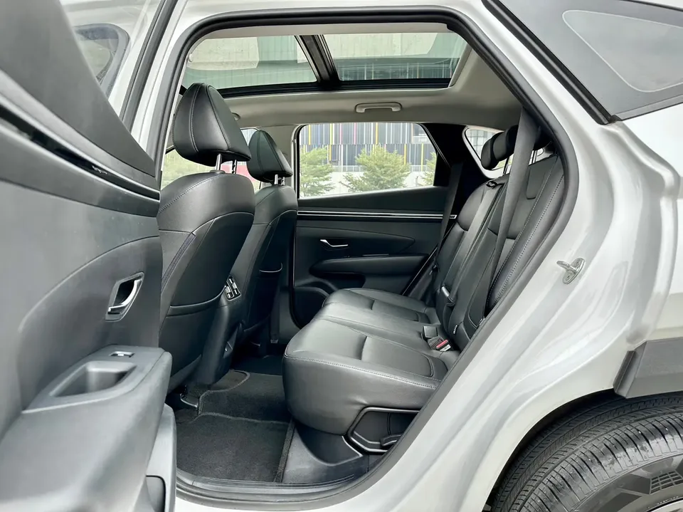 Hyundai tucson l Tucson L 1.5T GLX two-wheel drive elite version 2023 — миниатюра 5
