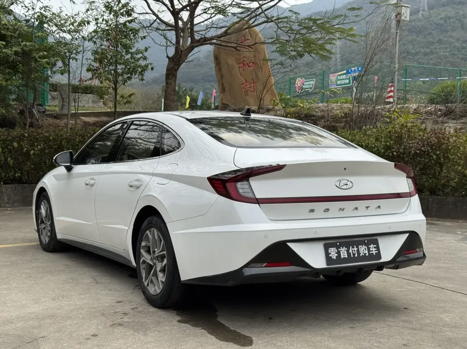 Hyundai Sonata 270TGDi GL DCT Leading Edition 2022 — миниатюра 2
