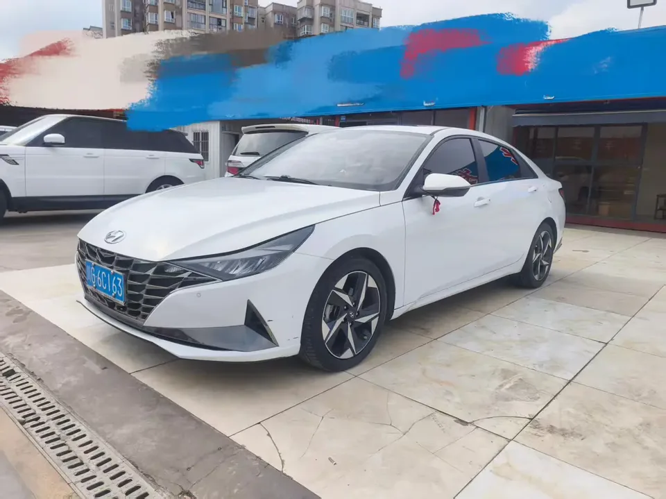 Hyundai Elantra Elantra 2022 1.5L CVT LUX Premium Edition 2022 — photo 1, buy with delivery to Moscow