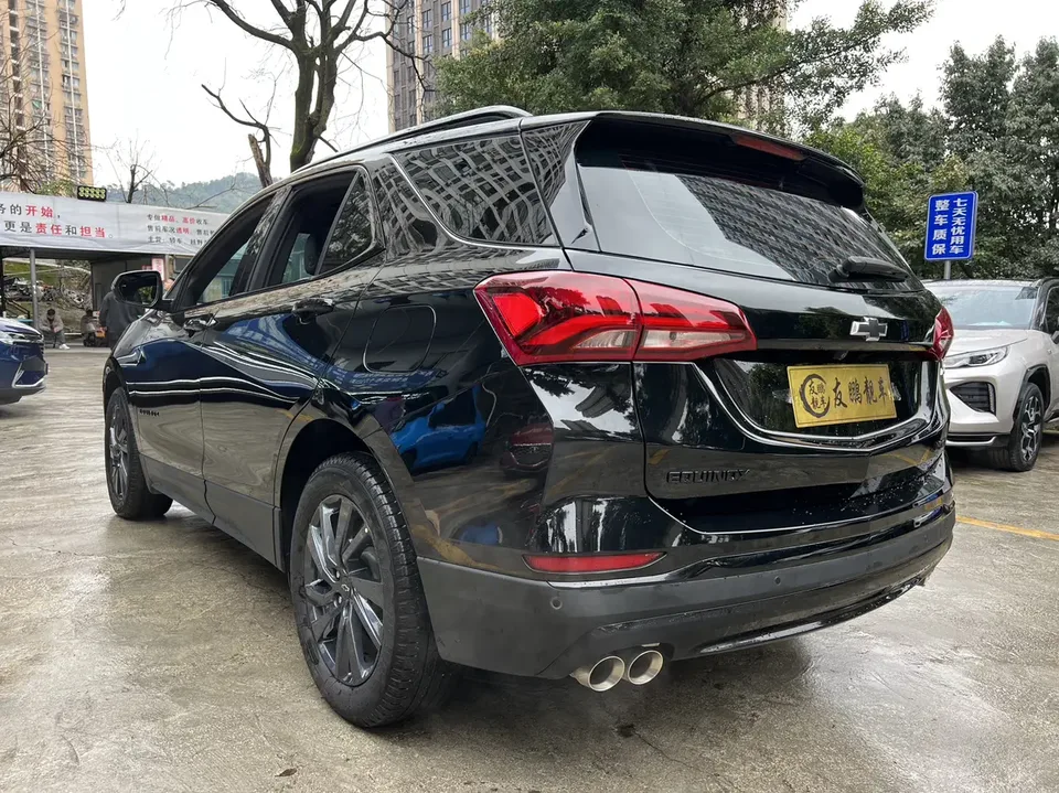 Chevrolet Equinox Explorer 2022 light hybrid 550T RS smart expansion version 2023 — миниатюра 2