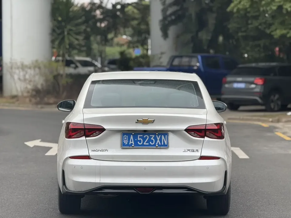 Chevrolet Monza Cruze 2024 1.5L Dual Clutch Enjoy Edition 2023 — миниатюра 5