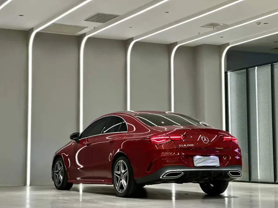 Mercedes-Benz CLA (Imported) Mercedes-Benz CLA 2022 CLA 200 four-door coupe 2022 — миниатюра 4