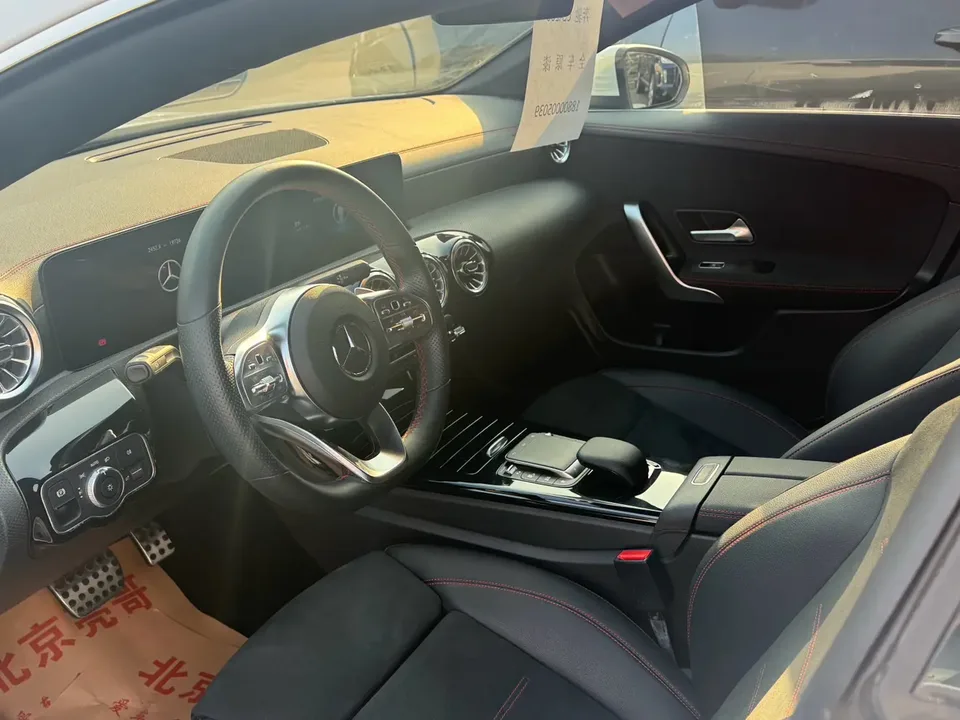 Mercedes-Benz CLA (Imported) Mercedes-Benz CLA 2022 CLA 200 four-door coupe 2022 — миниатюра 5