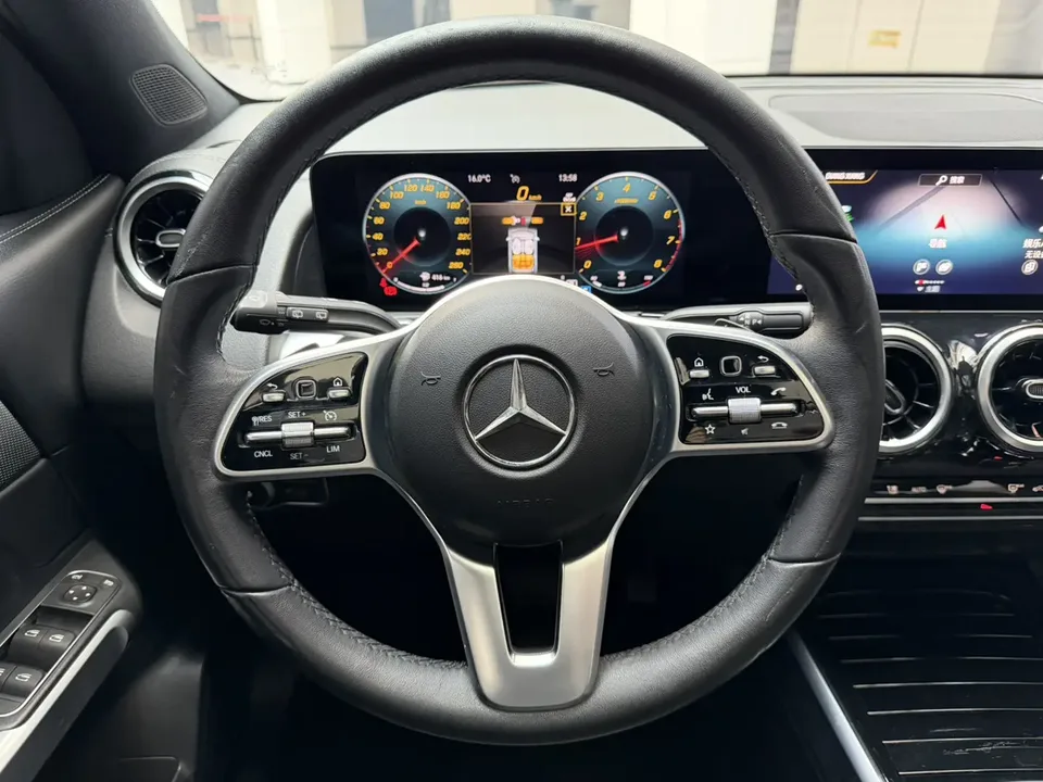 Mercedes-Benz GLB-Class Mercedes-Benz GLB 2022 facelift GLB 200 Dynamic 2023 — миниатюра 4