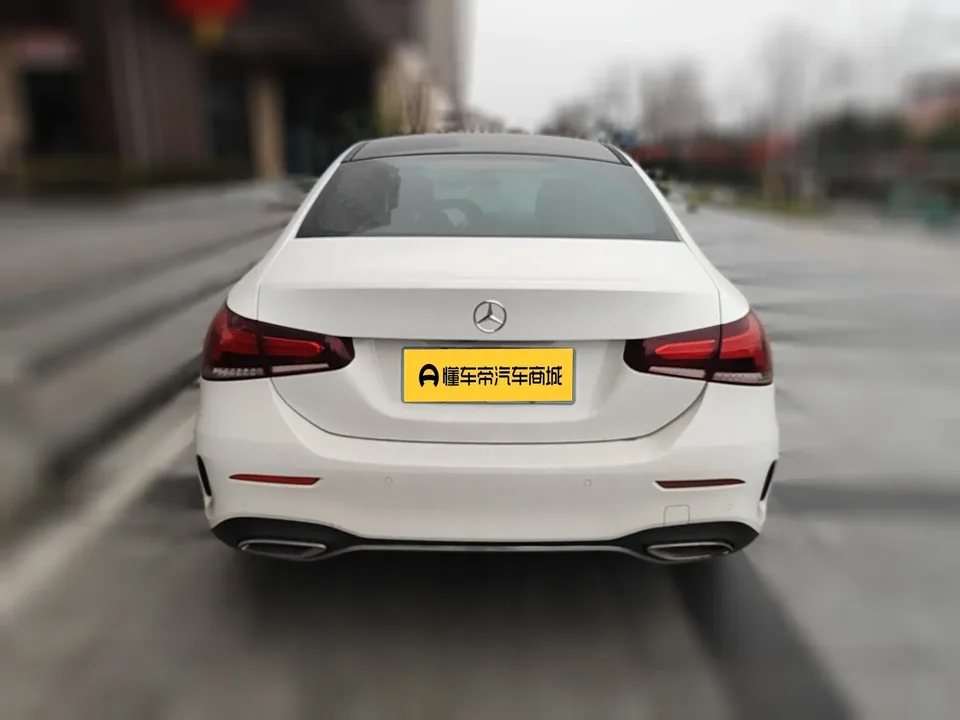 Mercedes-Benz Mercedes Benz A Class facelift A 200 L sports sedan dynamic version 2022 — миниатюра 2