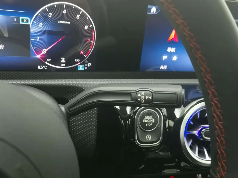 Mercedes-Benz Mercedes Benz A Class A 200 L Fashion Edition 2025 — миниатюра 5