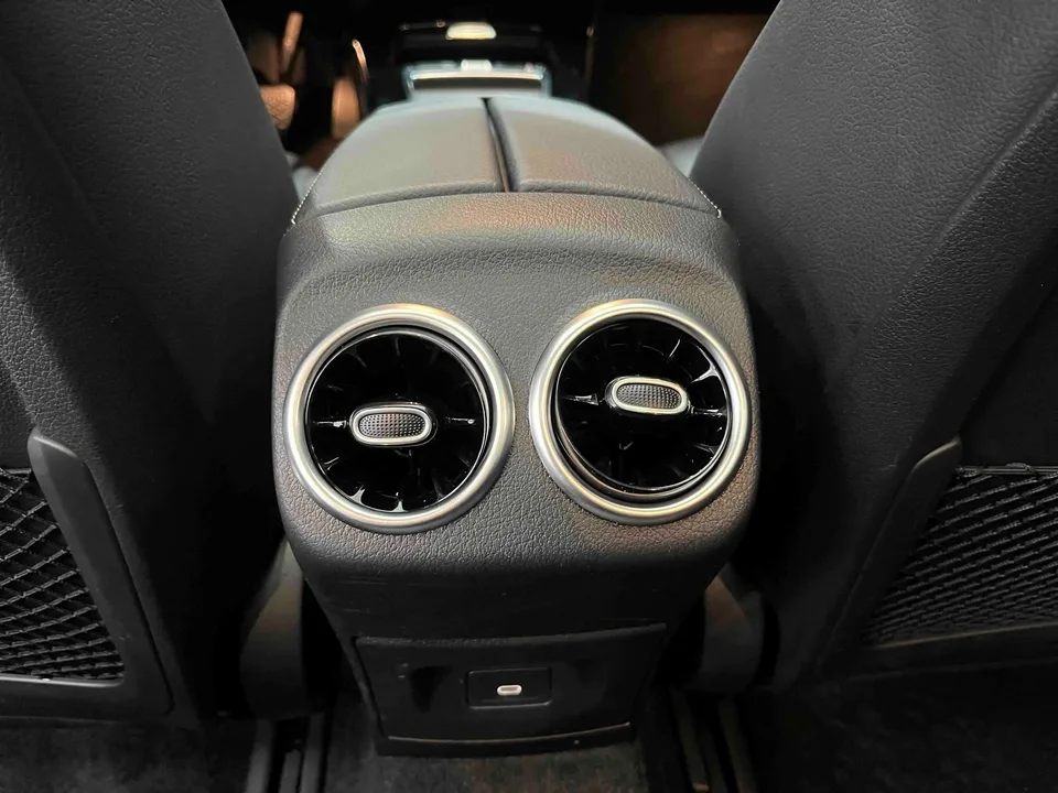 Mercedes-Benz Mercedes Benz A Class Mercedes-Benz A-Class 2023 A 180 L 2024 — миниатюра 4