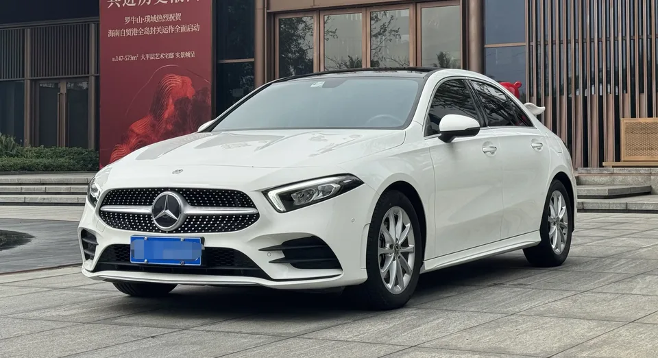 Mercedes-Benz Mercedes Benz A Class 2022
