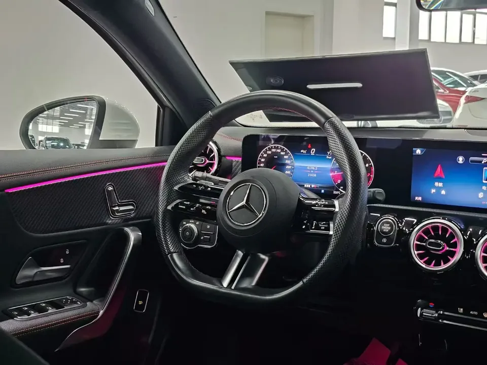 Mercedes-Benz Mercedes Benz A Class Mercedes-Benz A-Class 2024 A 200 L Fashion Edition 2024 — миниатюра 2