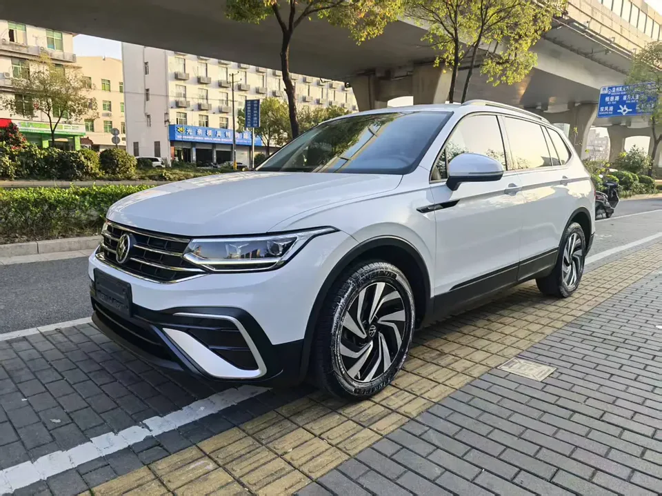 Volkswagen Tiguan L 2022