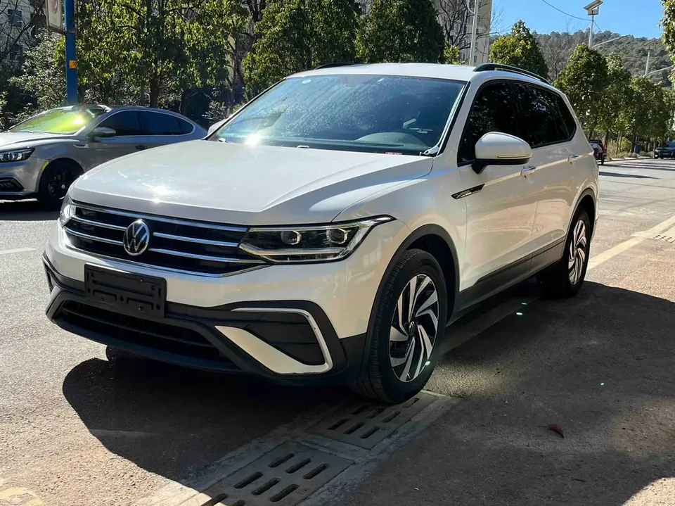 Volkswagen Tiguan L 2022