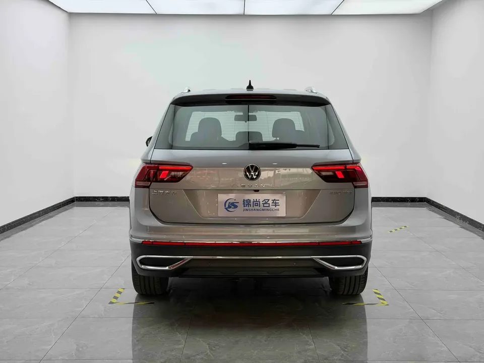 Volkswagen Tiguan L Tiguan L 2022 330TSI Automatic 2WD Smart Edition 2022 — миниатюра 2