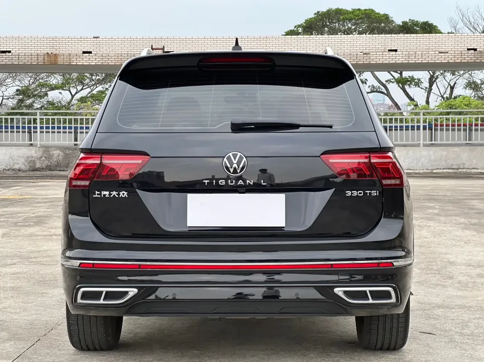Volkswagen Tiguan L Tiguan L 2024 330TSI 2WD R-Line Enjoy Edition 2024 — миниатюра 2