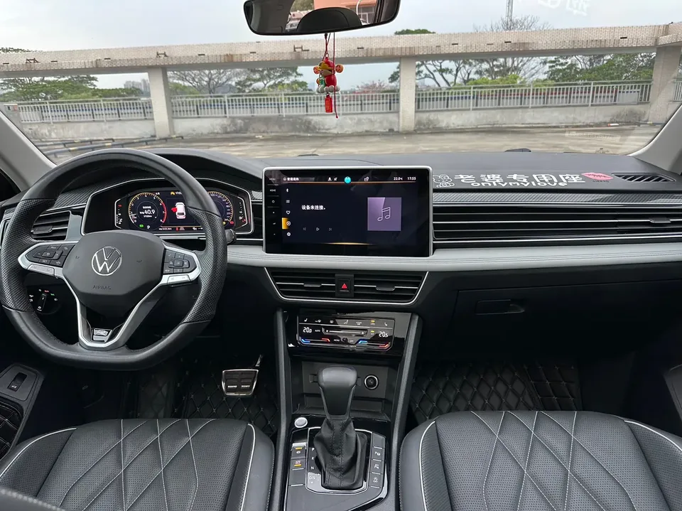 Volkswagen Tiguan L Tiguan L 2024 330TSI 2WD R-Line Enjoy Edition 2024 — миниатюра 3