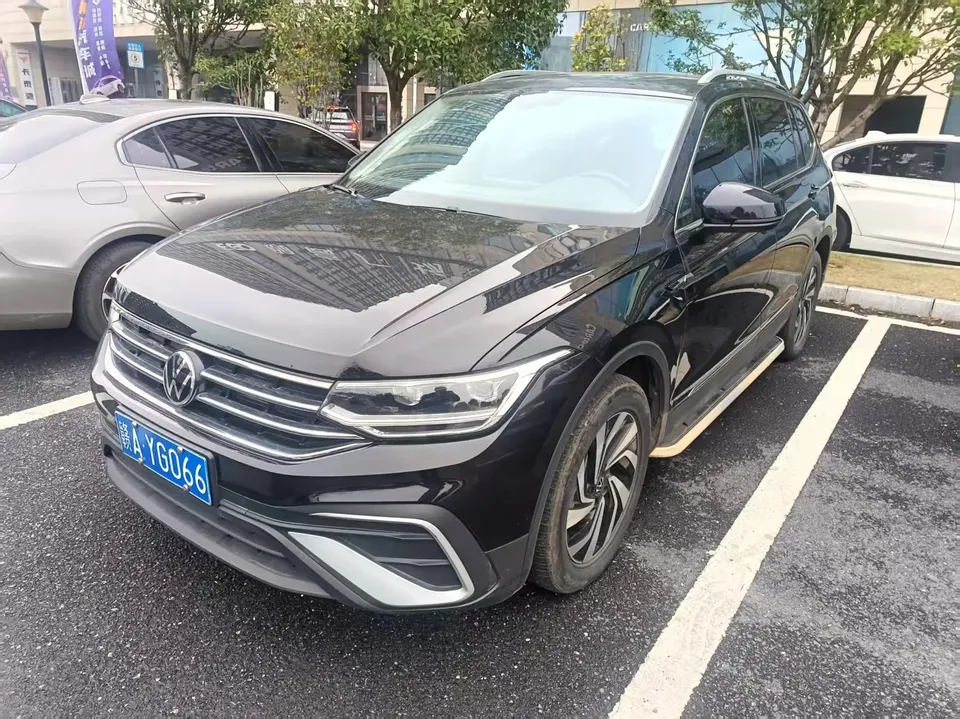Volkswagen Tiguan L 2023