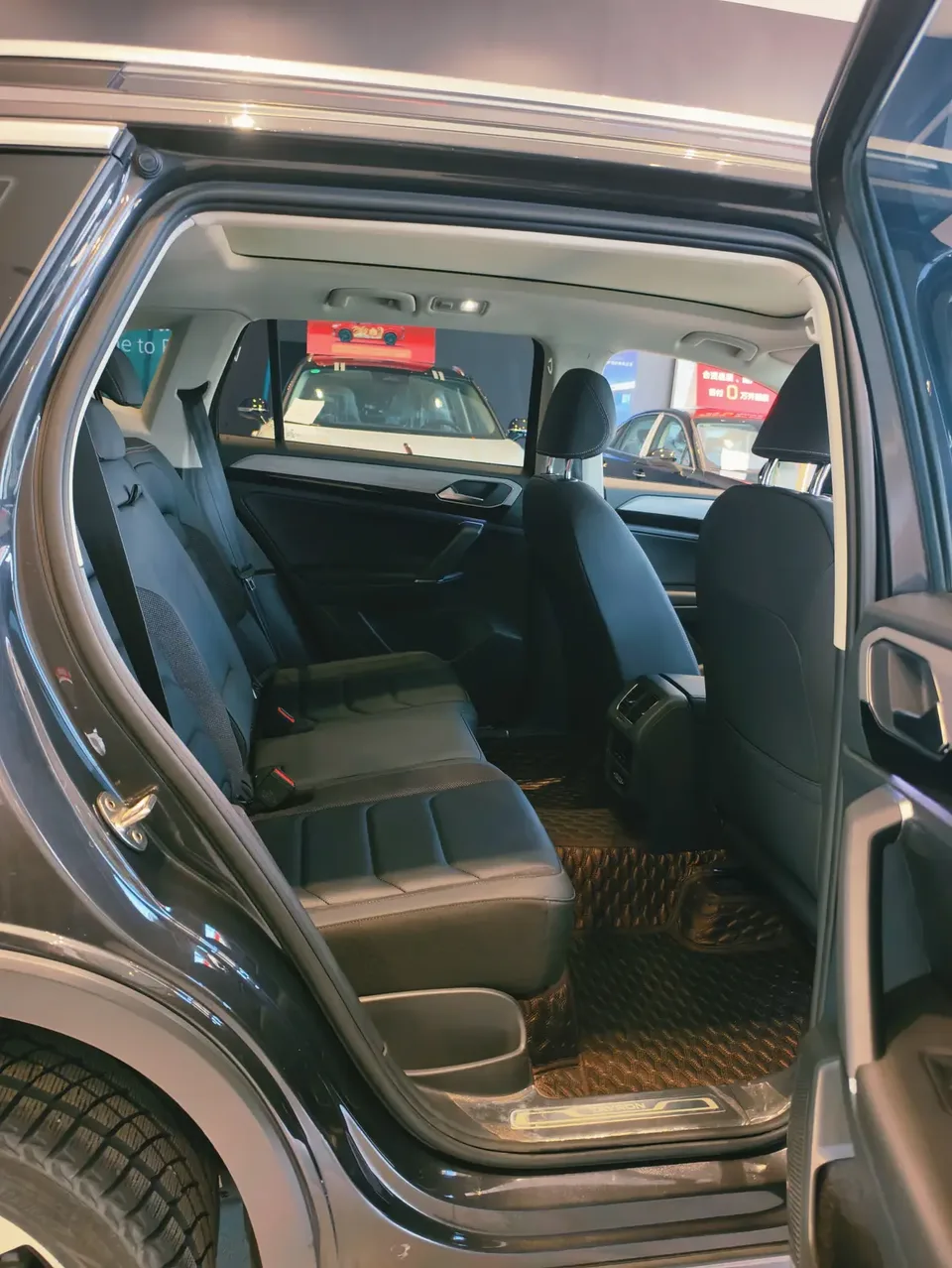 Volkswagen Tayron Tanyue 2022 280TSI 2WD Luxury Smart Edition 2022 — миниатюра 5