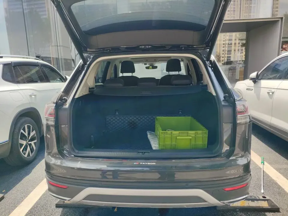 Volkswagen Tayron Tanyue 2023 280TSI 2WD Luxury Plus Advanced Edition 2023 — миниатюра 3