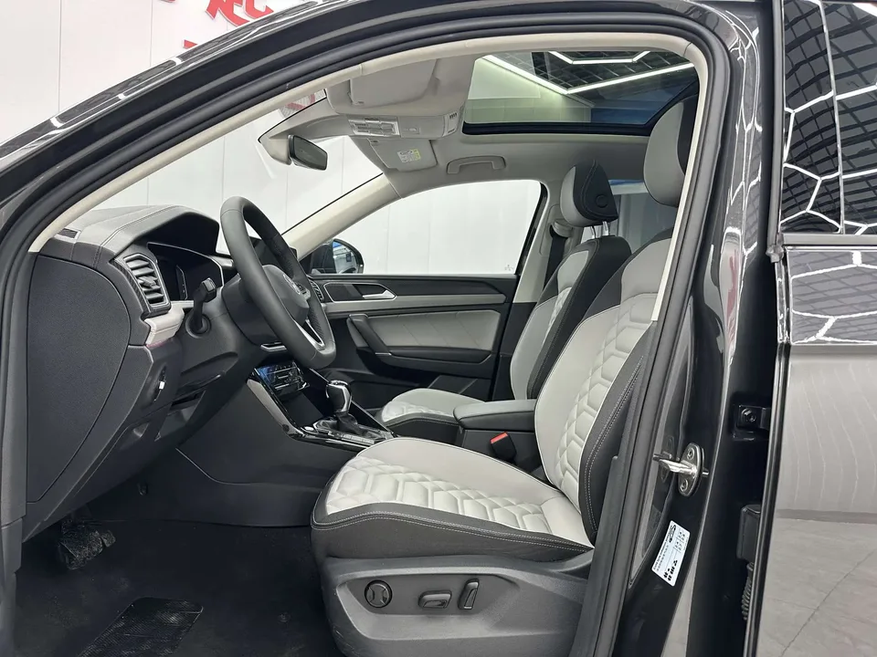 Volkswagen Tayron Tanyue 2023 280TSI 2WD Luxury Plus Advanced Edition 2023 — миниатюра 4