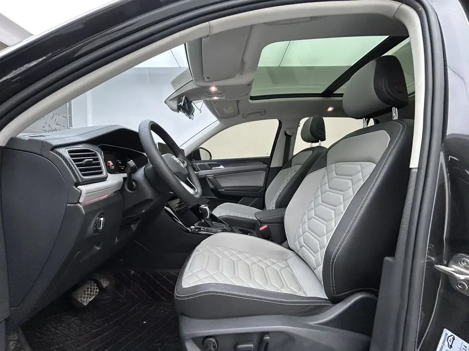 Volkswagen Tayron Tanyue 2023 280TSI 2WD Luxury Plus Advanced Edition 2023 — миниатюра 3