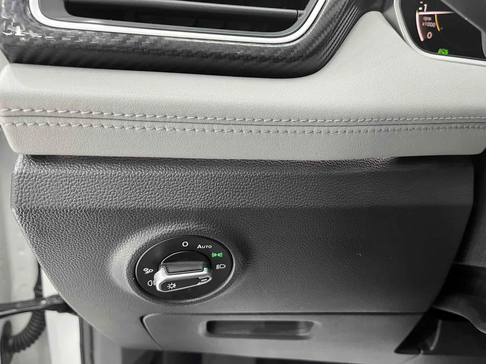 Volkswagen Tayron Tanyue 2023 280TSI 2WD Luxury Plus Advanced Edition 2023 — миниатюра 3
