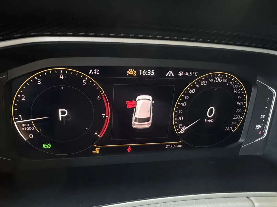 Volkswagen Tayron Tanyue 2023 280TSI 2WD Luxury Plus Advanced Edition 2022 — миниатюра 3