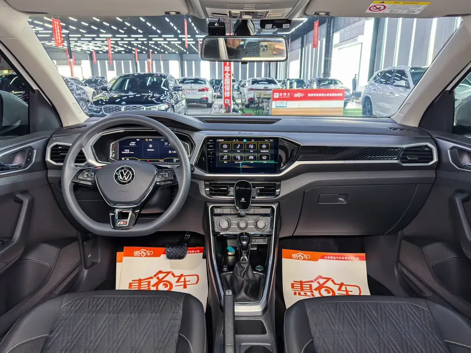 Volkswagen Tu Kai 300TSI DSG Comfort Edition 2024 — миниатюра 3