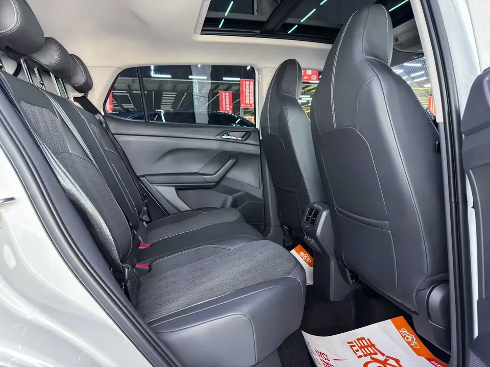 Volkswagen Tu Kai 300TSI DSG Comfort Edition 2024 — миниатюра 4