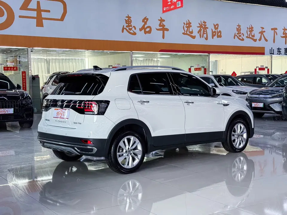 Volkswagen Tu Kai 300TSI DSG Comfort Edition 2024 — миниатюра 5