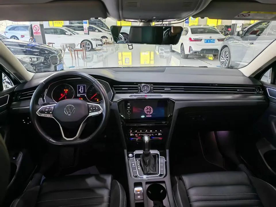 Volkswagen Magotan Magotan 2020 330TSI DSG Leading Edition 2022 — миниатюра 3