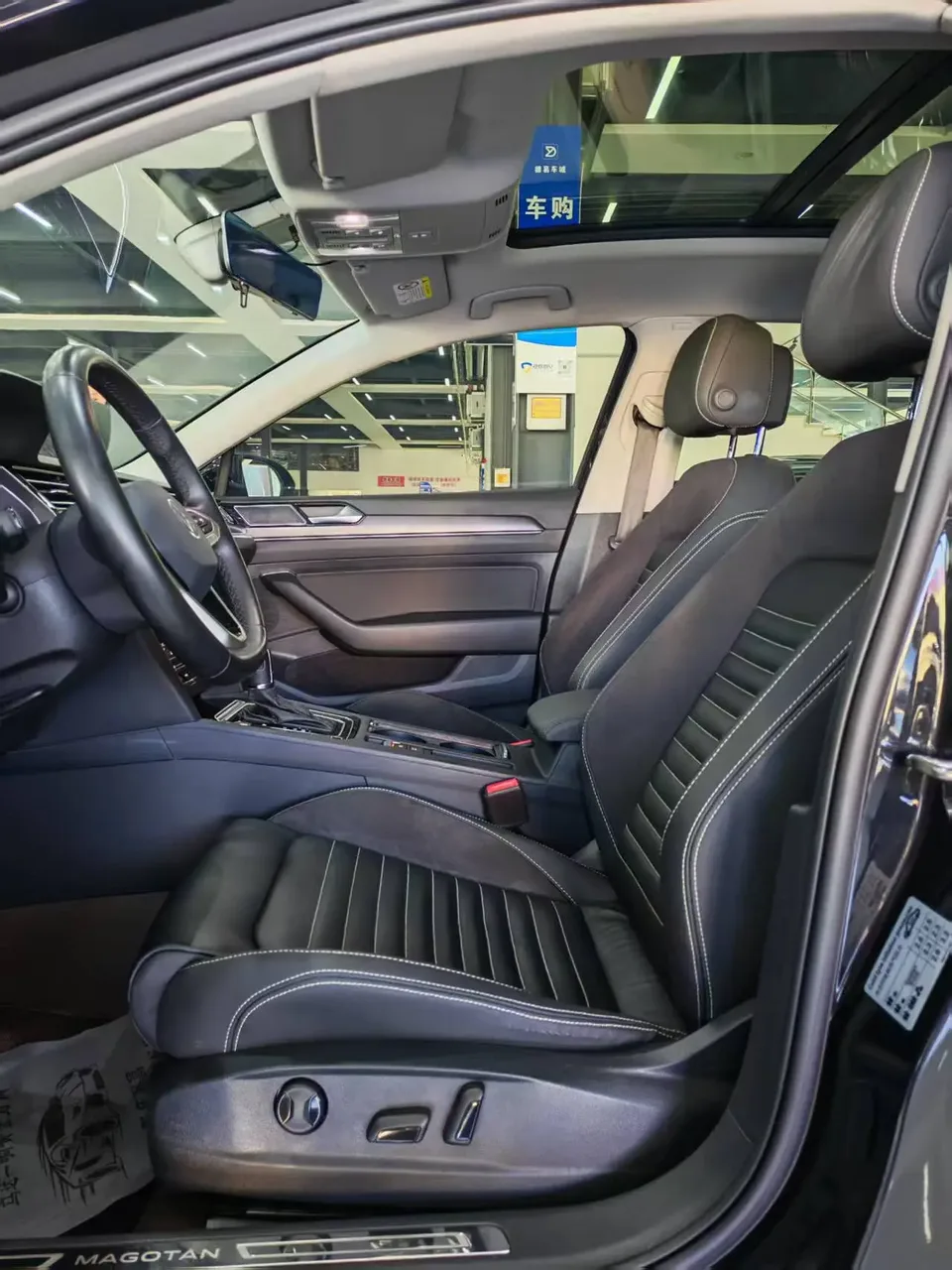 Volkswagen Magotan Magotan 2020 330TSI DSG Leading Edition 2022 — миниатюра 5