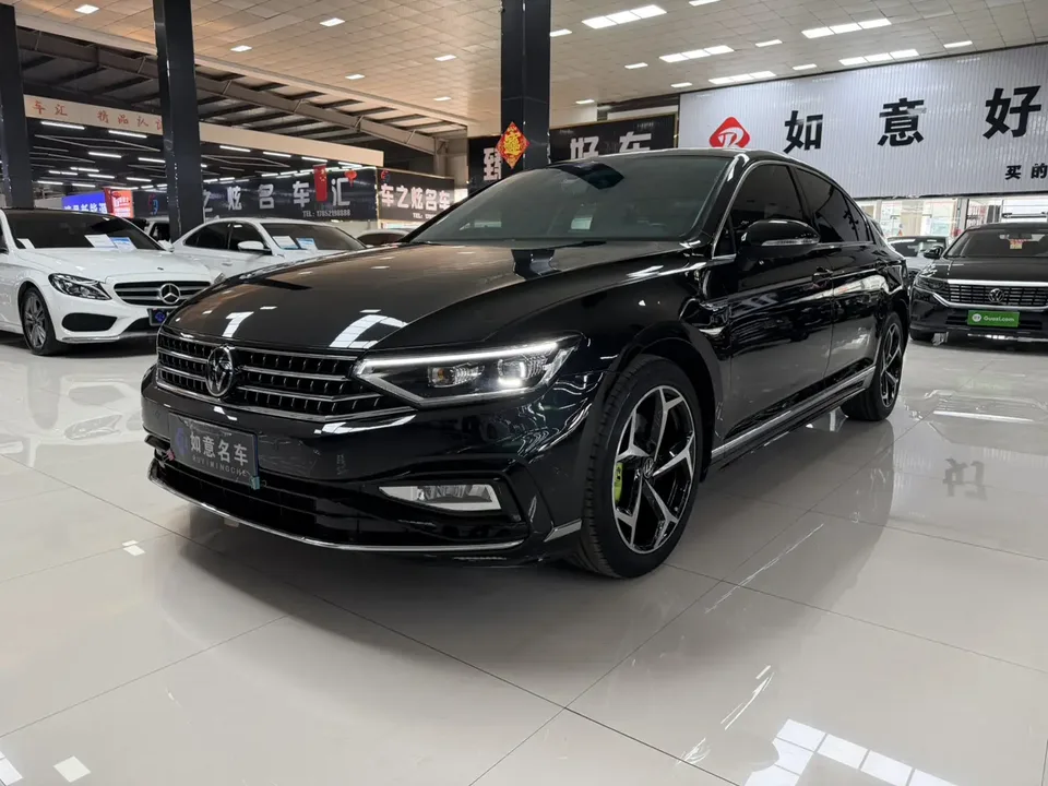 Volkswagen Magotan 2024
