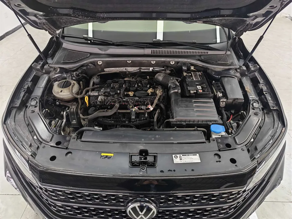 Volkswagen Passat Passat 2022 330TSI Starry Sky Deluxe Edition 2022 — миниатюра 4