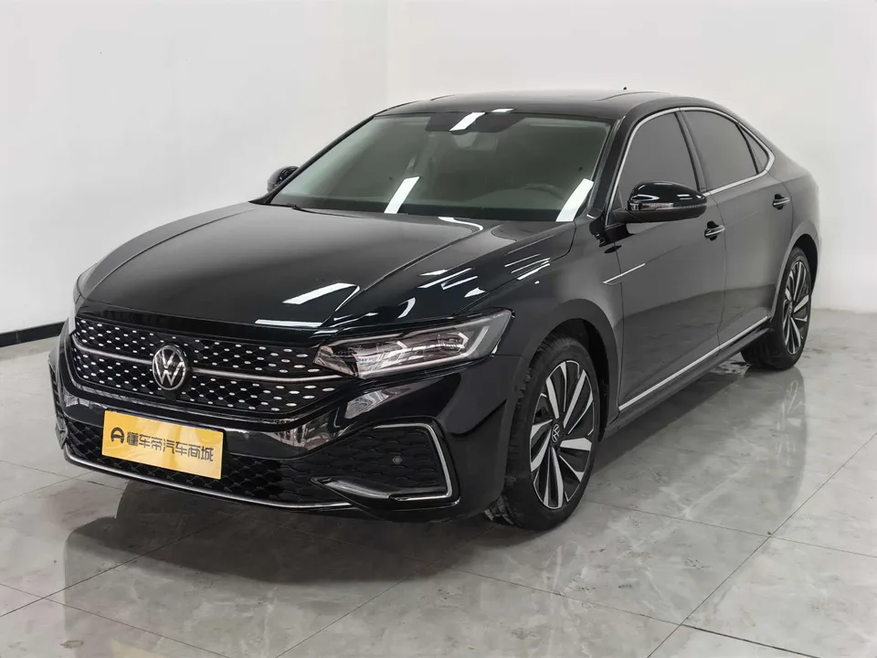 Volkswagen Passat 2022