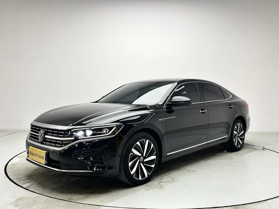 Volkswagen Passat 2023