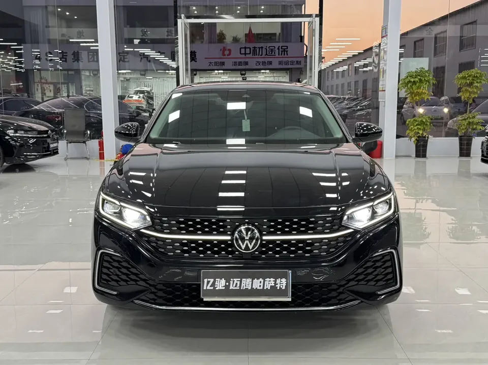 Volkswagen Passat 2022