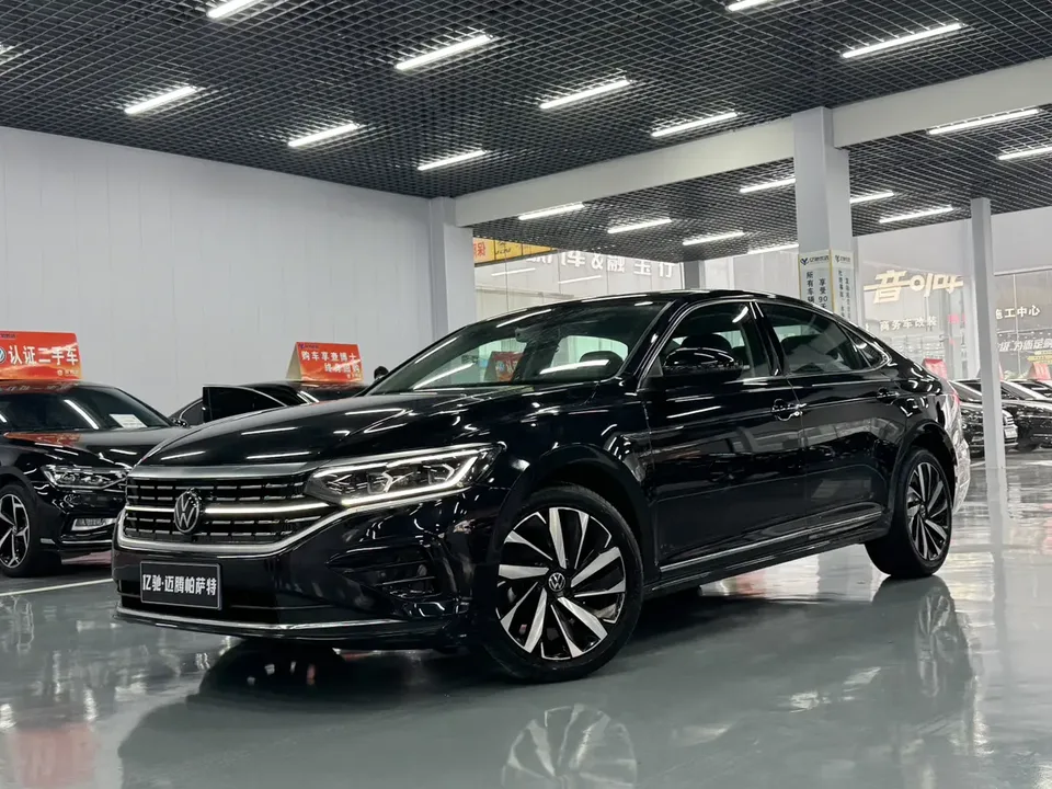 Volkswagen Passat 2022
