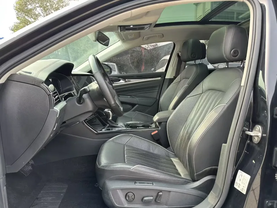 Volkswagen Passat Passat 2023 380TSI Deluxe Edition 2022 — миниатюра 3