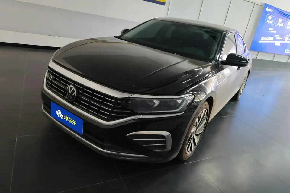 Volkswagen Passat 2024