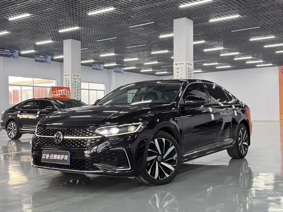 Volkswagen Passat 2022