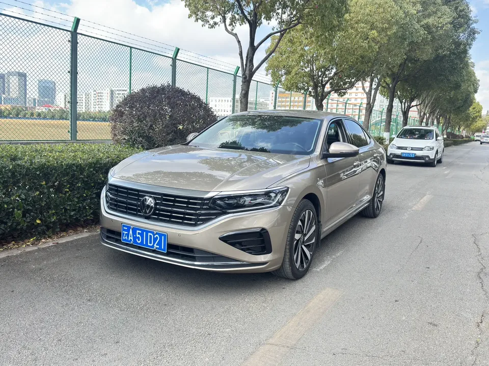 Volkswagen Passat 2022