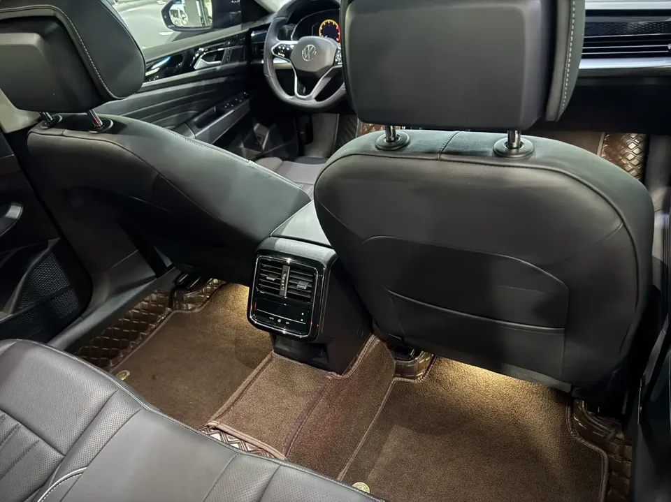 Volkswagen Passat Passat 2024 380TSI Deluxe Edition 2024 — миниатюра 4