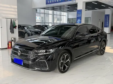 Volkswagen Passat 2024 buy in Moscow